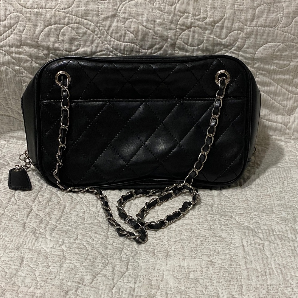 Bijoux Terner Black Quilted Shoulder Bag with Chain Strap